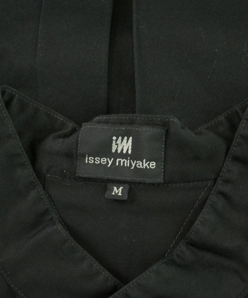 ISSEY MIYAKE เสื้อลำลอง
