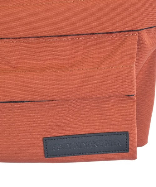ISSEY MIYAKE MEN กระเป๋าสะพาย