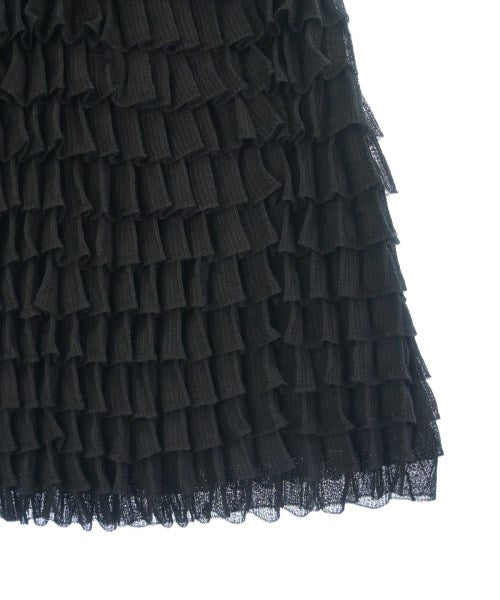 ALAIA กระโปรงยาวถึงเข่า