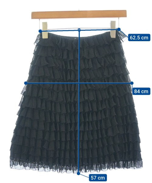 ALAIA กระโปรงยาวถึงเข่า