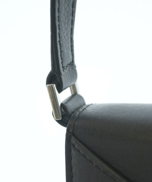 ALAIA กระเป๋าถือ