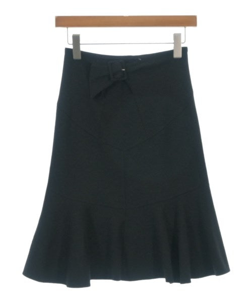 ALAIA กระโปรงยาวถึงเข่า
