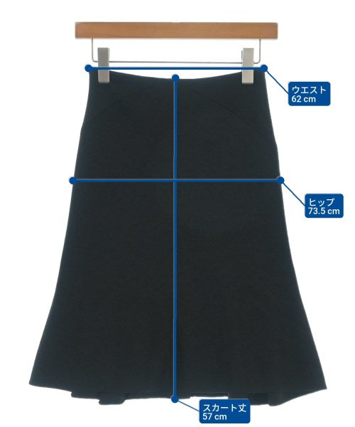 ALAIA กระโปรงยาวถึงเข่า