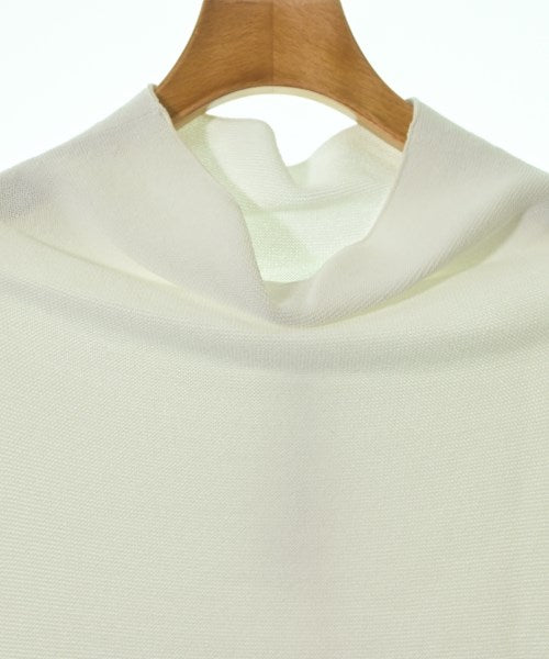 LIVIANA CONTI เสื้อยืด/เสื้อท็อปส์