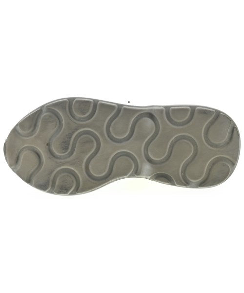 STELLA McCARTNEY รองเท้าผ้าใบ