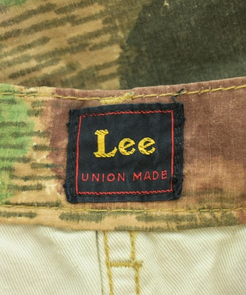 Lee กระโปรงยาวถึงเข่า