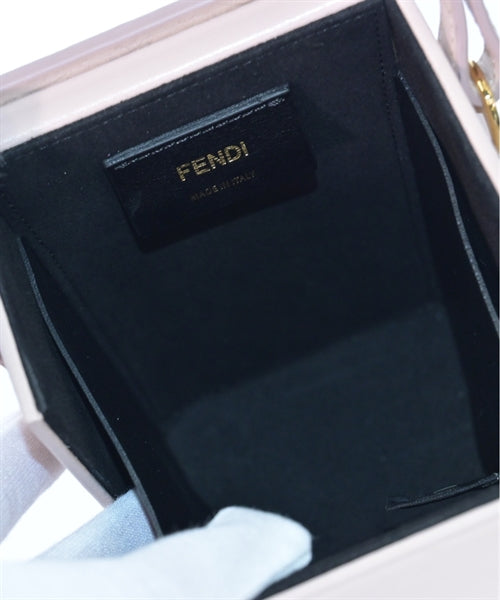 FENDI กระเป๋าสะพาย