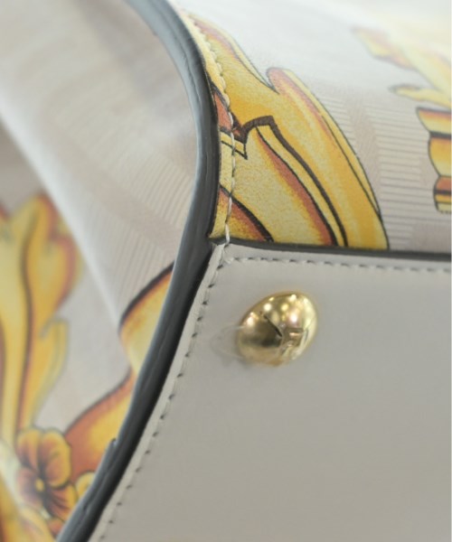 FENDI กระเป๋าถือ