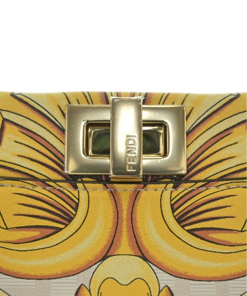 FENDI กระเป๋าถือ