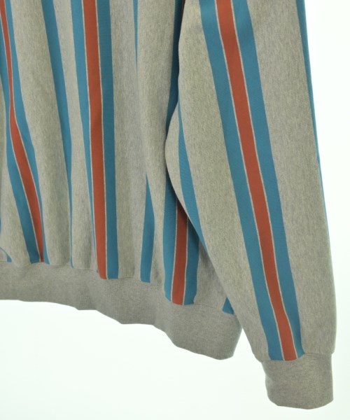 Carhartt เสื้อสเวตเตอร์