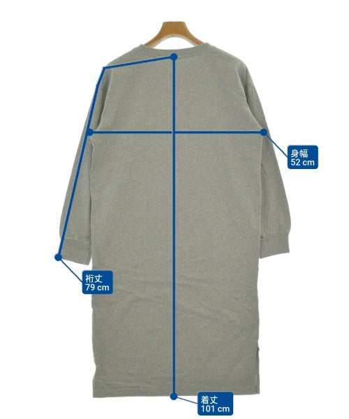 CHAMPION ชุดเดรส