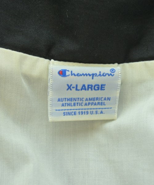 CHAMPION แจ็คเก็ตเบลาส์ อื่น