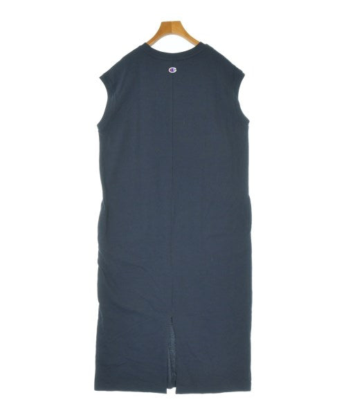 CHAMPION ชุดเดรส