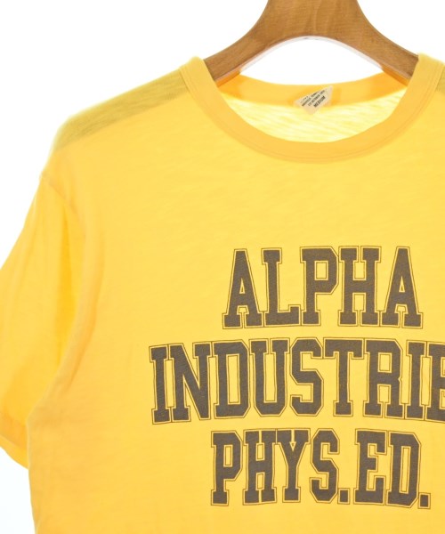 ALPHA เสื้อยืด/เสื้อท็อปส์