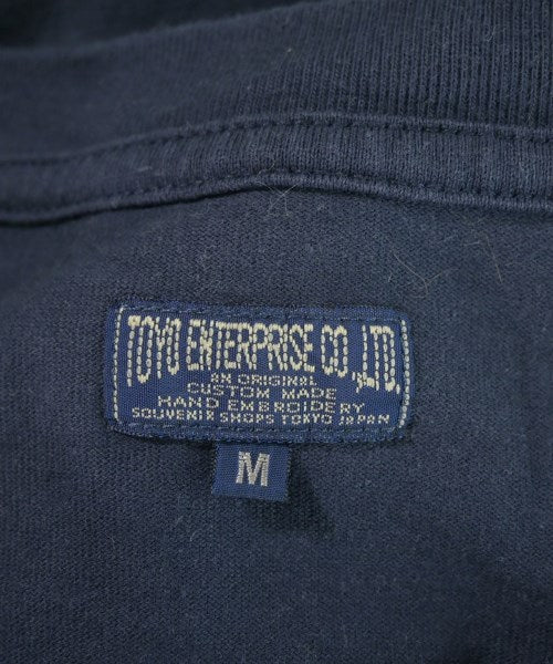 Toyo Enterprise เสื้อยืด/เสื้อท็อปส์