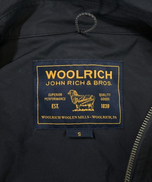 WOOLRICH เสื้อกันฝน