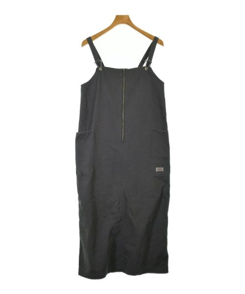 Dickies ชุดเดรส