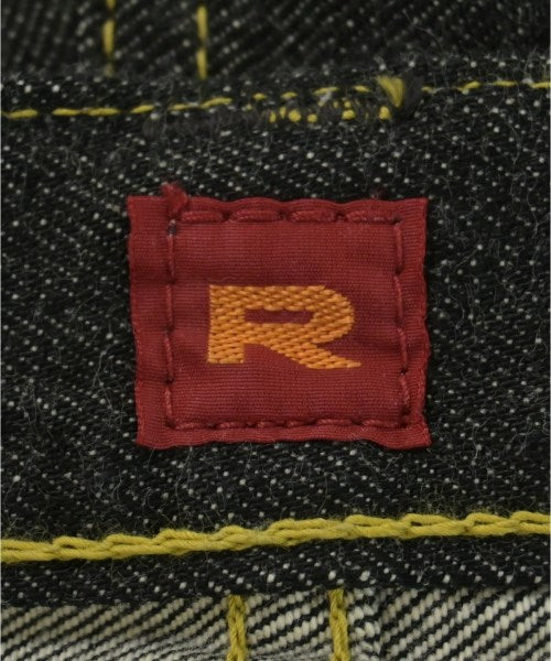 RESOLUTE ยีนส์