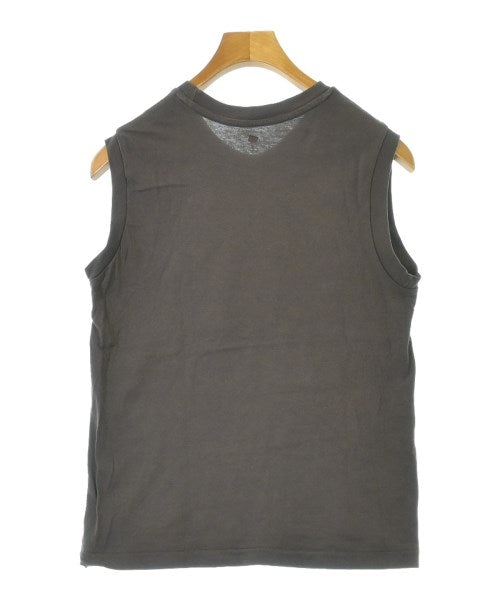 Hanes เสื้อยืด/เสื้อท็อปส์