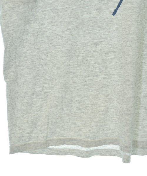 Hanes เสื้อยืด/เสื้อท็อปส์
