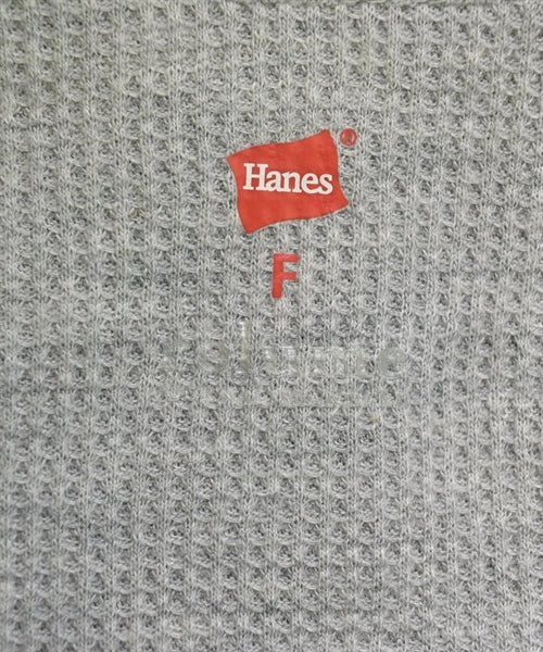 Hanes เสื้อยืด/เสื้อท็อปส์