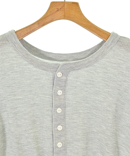 Hanes เสื้อยืด/เสื้อท็อปส์