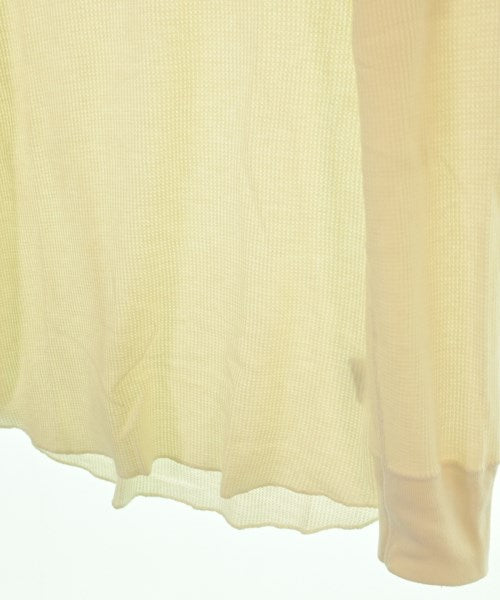 Hanes เสื้อยืด/เสื้อท็อปส์