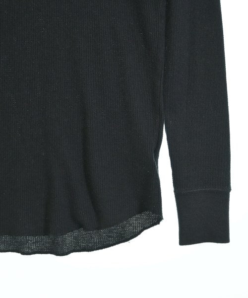 Hanes เสื้อยืด/เสื้อท็อปส์