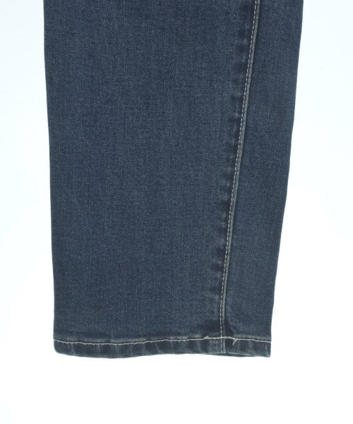 Hanes ยีนส์