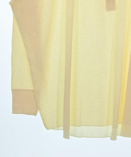 Hanes เสื้อยืด/เสื้อท็อปส์