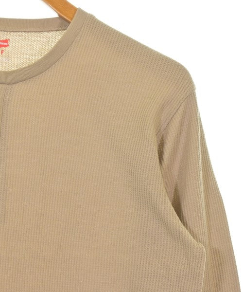Hanes เสื้อยืด/เสื้อท็อปส์