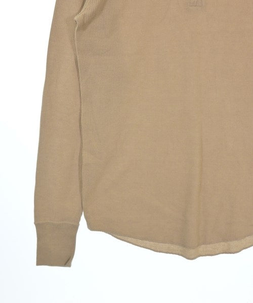 Hanes เสื้อยืด/เสื้อท็อปส์