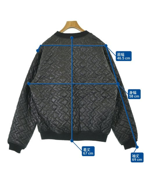 MONITALY เสื้อยืด/เสื้อท็อปส์