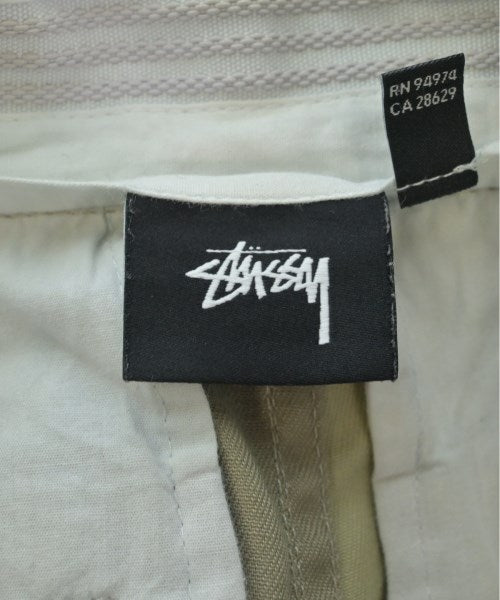 STUSSY ชิโน่