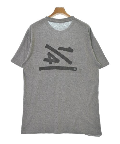 STUSSY เสื้อยืด/เสื้อท็อปส์