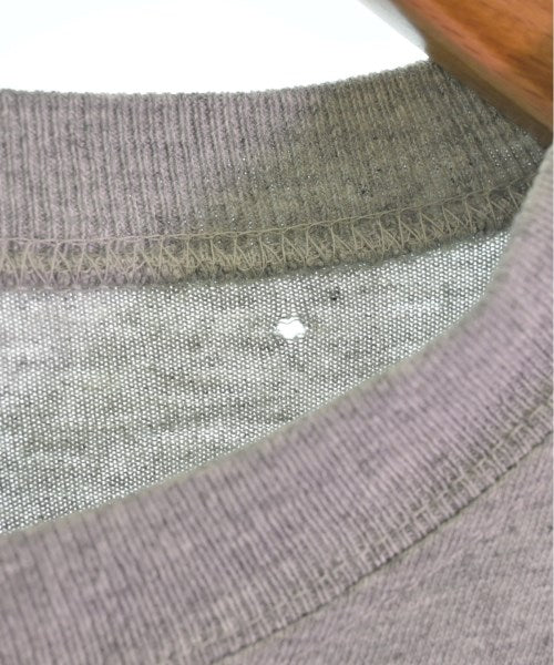 STUSSY เสื้อยืด/เสื้อท็อปส์