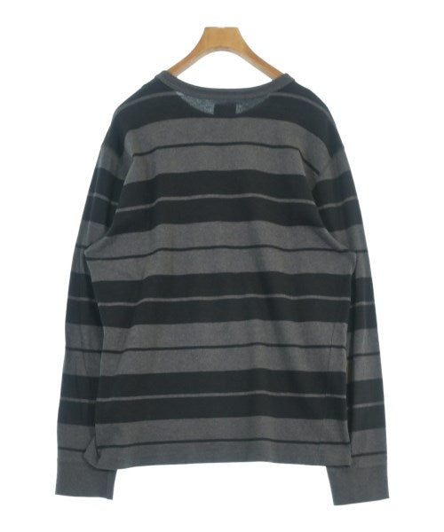 STUSSY เสื้อยืด/เสื้อท็อปส์