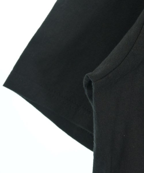 STUSSY เสื้อยืด/เสื้อท็อปส์