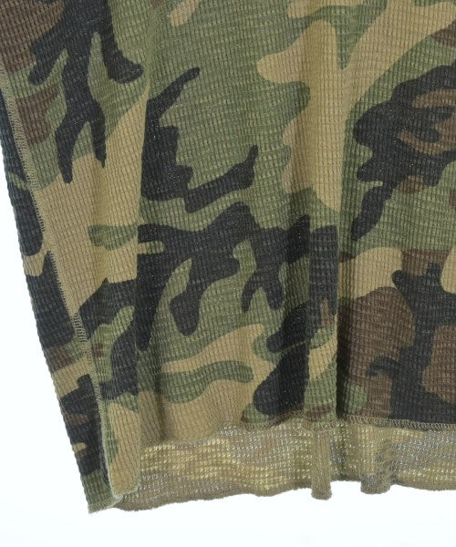 STUSSY เสื้อยืด/เสื้อท็อปส์