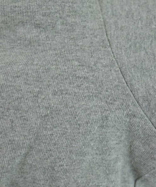 STUSSY เสื้อยืด/เสื้อท็อปส์