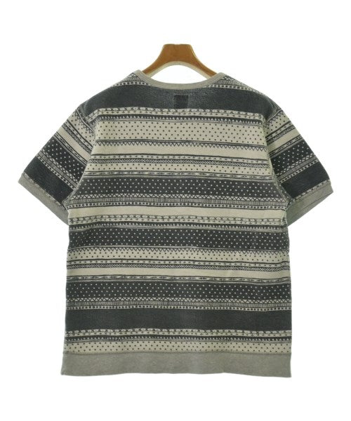 STUSSY เสื้อยืด/เสื้อท็อปส์