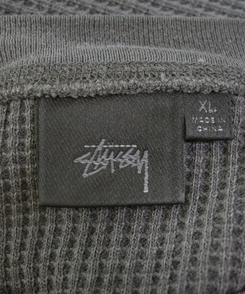 STUSSY เสื้อยืด/เสื้อท็อปส์