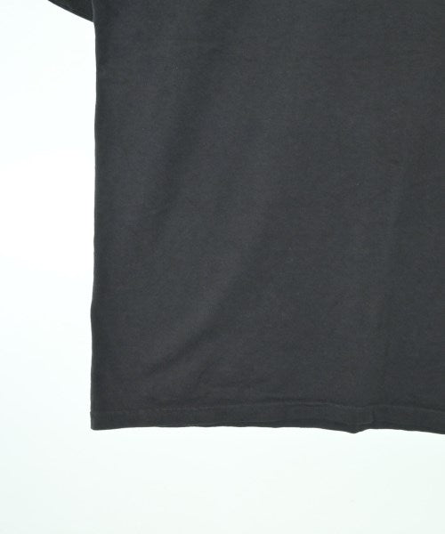 STUSSY เสื้อยืด/เสื้อท็อปส์