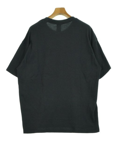 STUSSY เสื้อยืด/เสื้อท็อปส์