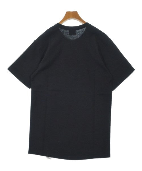 STUSSY เสื้อยืด/เสื้อท็อปส์