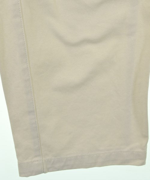 STUSSY ชิโน่