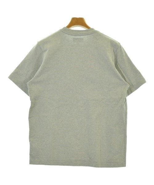 STUSSY เสื้อยืด/เสื้อท็อปส์