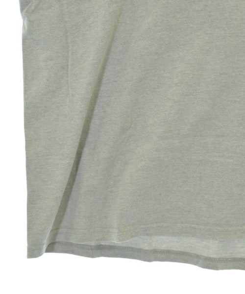 STUSSY เสื้อยืด/เสื้อท็อปส์