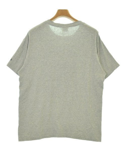 STUSSY เสื้อยืด/เสื้อท็อปส์