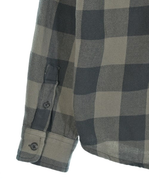 STUSSY เสื้อลำลอง